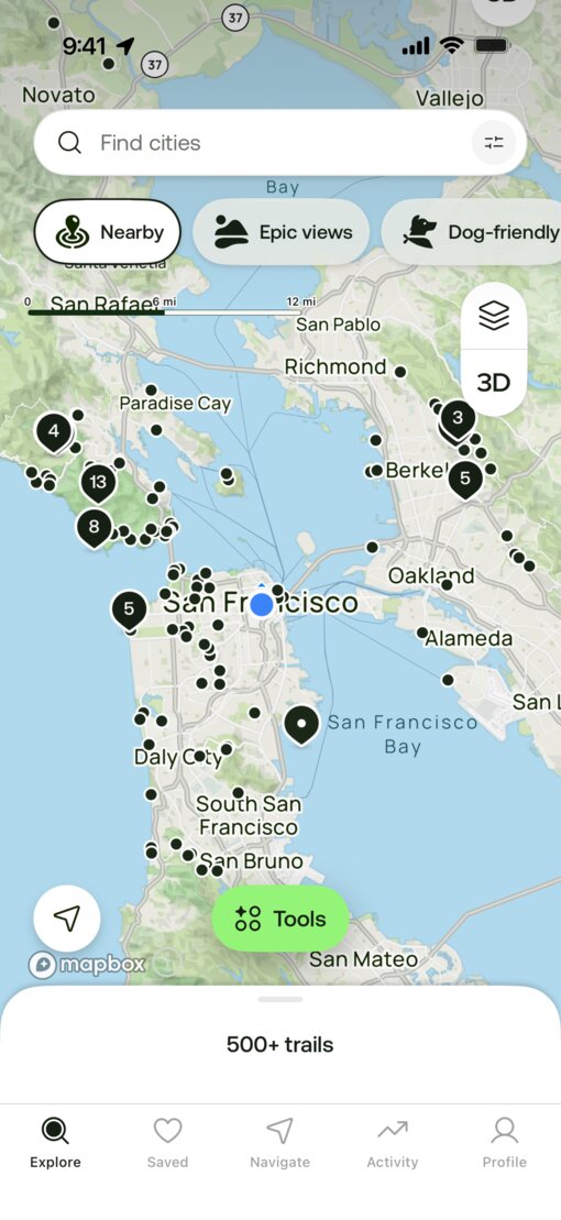 새로운 디자인 적용 전 AllTrails 앱 인터페이스
